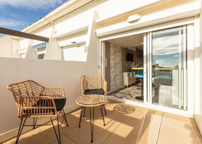 La Boho Port Nature Met Terras En Zeezicht *